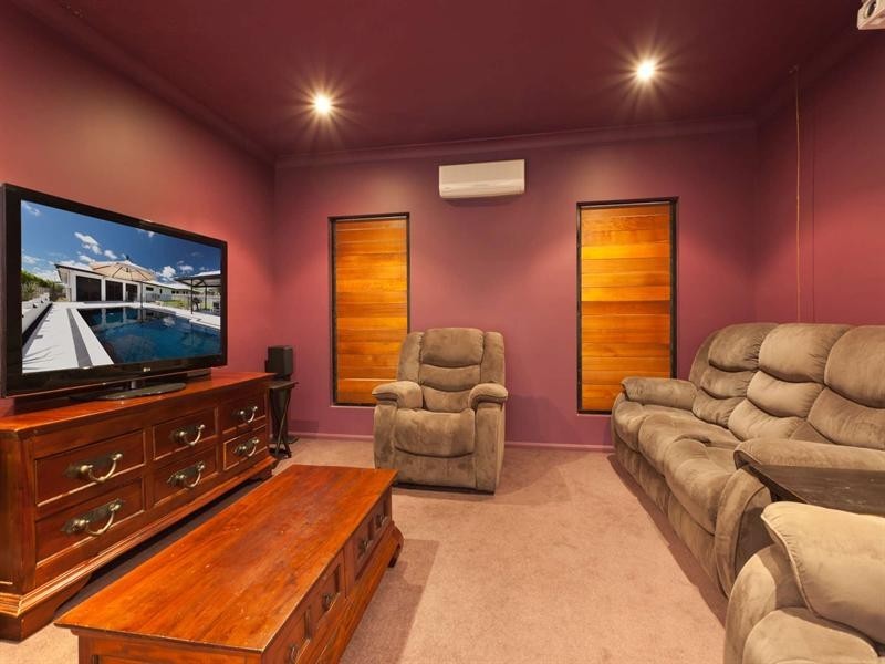 18 Goicoechea Drive, Bushland Beach QLD 4818