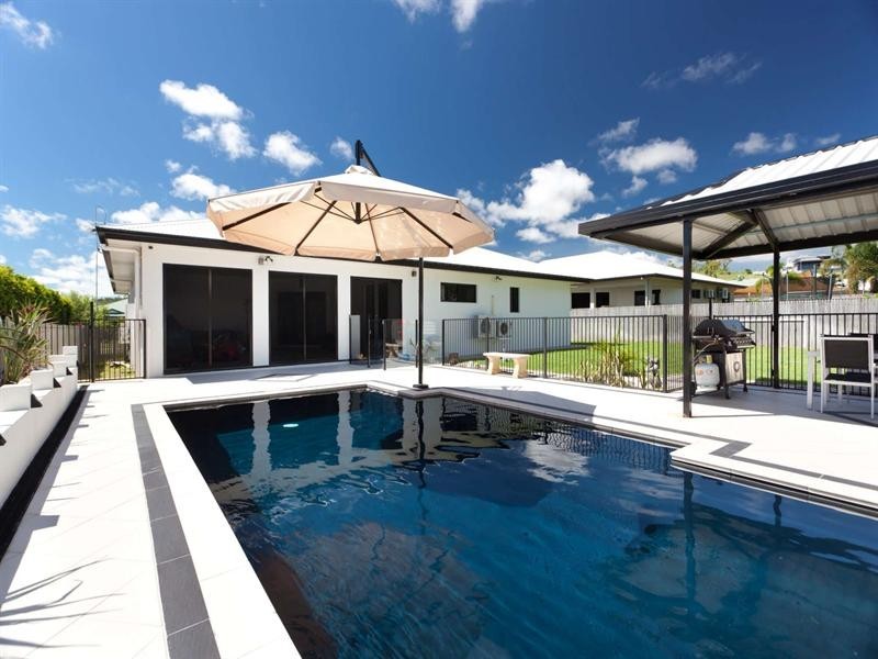 18 Goicoechea Drive, Bushland Beach QLD 4818