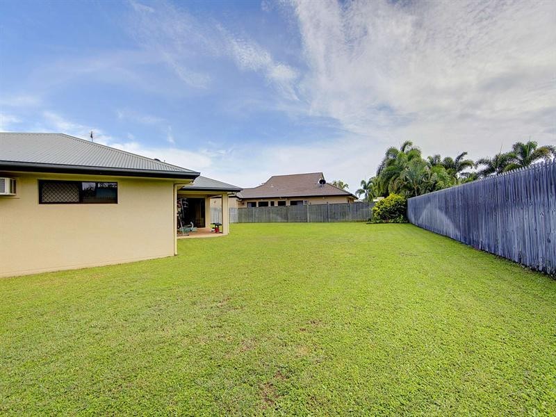 87 Woodwark Drive, Bushland Beach QLD 4818