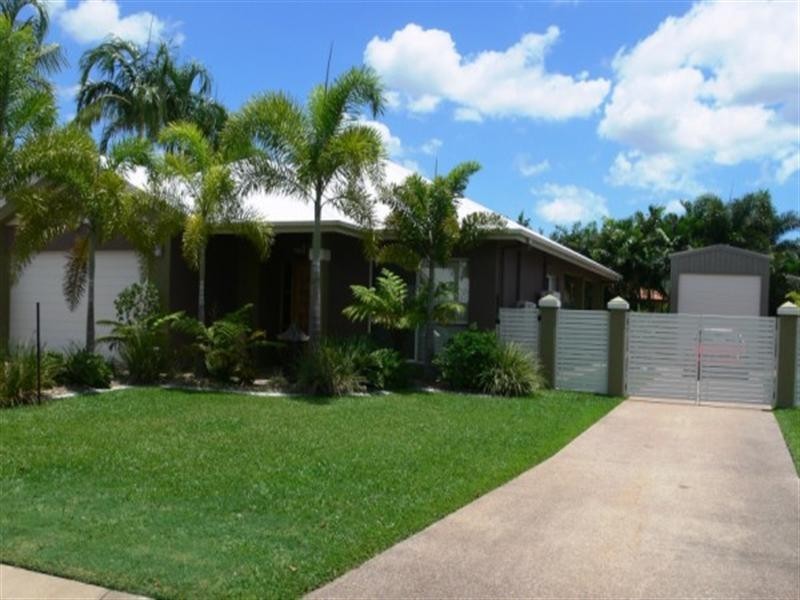 5 Bamboo Crescent, Mount Louisa QLD 4814