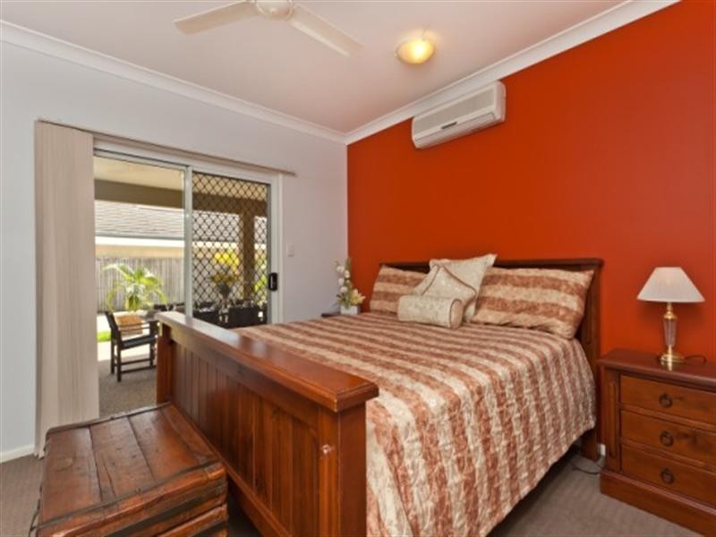 5 Bamboo Crescent, Mount Louisa QLD 4814