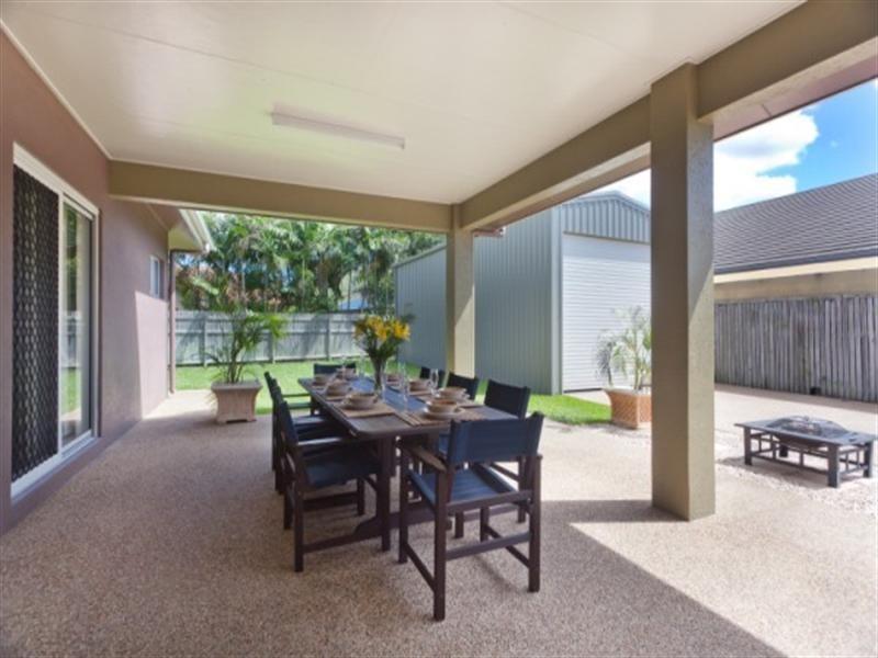 5 Bamboo Crescent, Mount Louisa QLD 4814