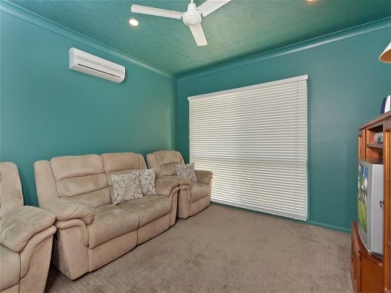 5 Bamboo Crescent, Mount Louisa QLD 4814