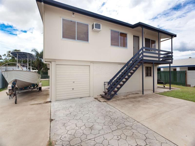 57 Kern Brothers Drive, Kirwan QLD 4817