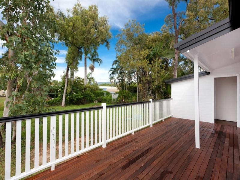 9 Fanning Court, Balgal Beach QLD 4816