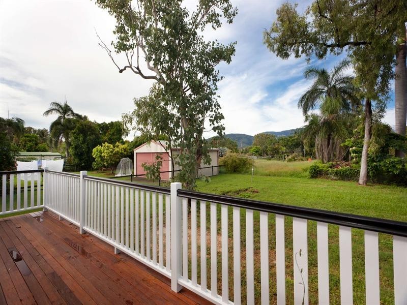 9 Fanning Court, Balgal Beach QLD 4816