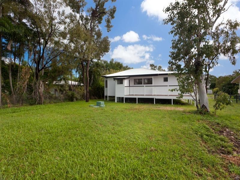 9 Fanning Court, Balgal Beach QLD 4816