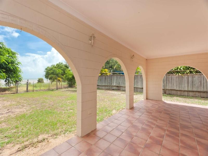 108 The Esplanade, Toolakea QLD 4818