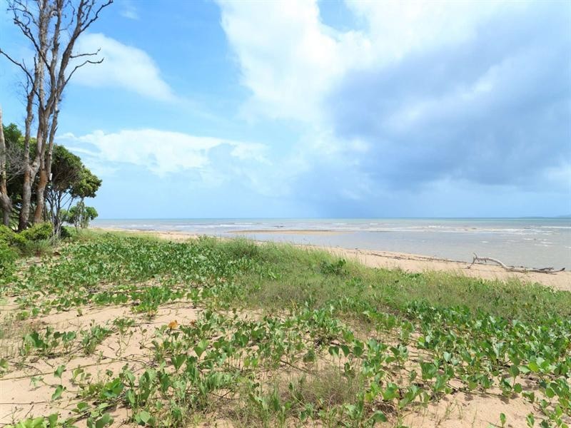 108 The Esplanade, Toolakea QLD 4818