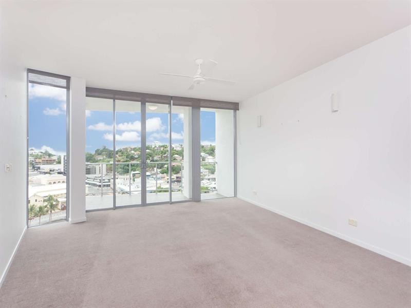 1201/2 Dibbs Street, South Townsville QLD 4810