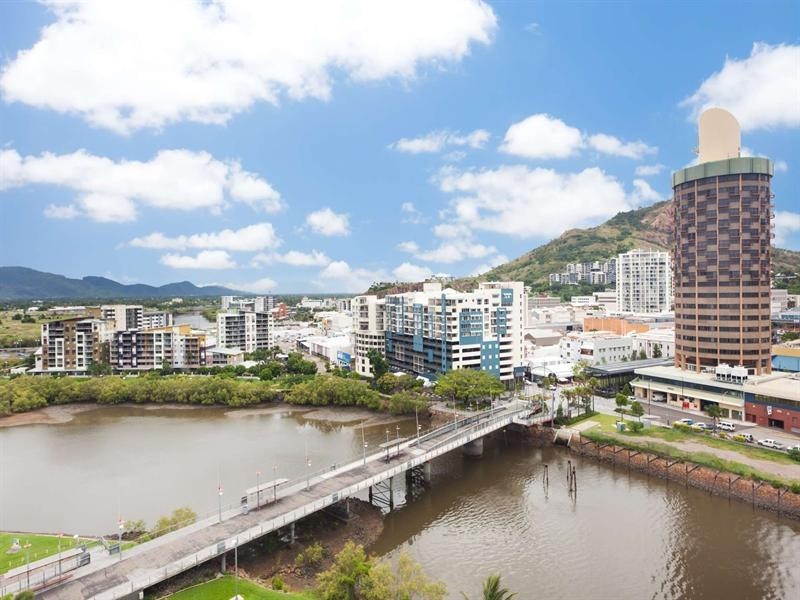 1201/2 Dibbs Street, South Townsville QLD 4810