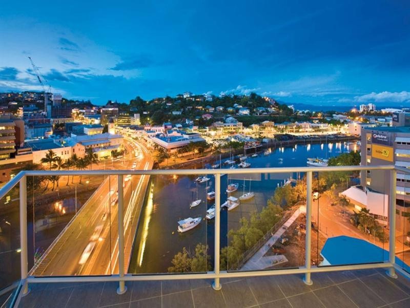 1201/2 Dibbs Street, South Townsville QLD 4810