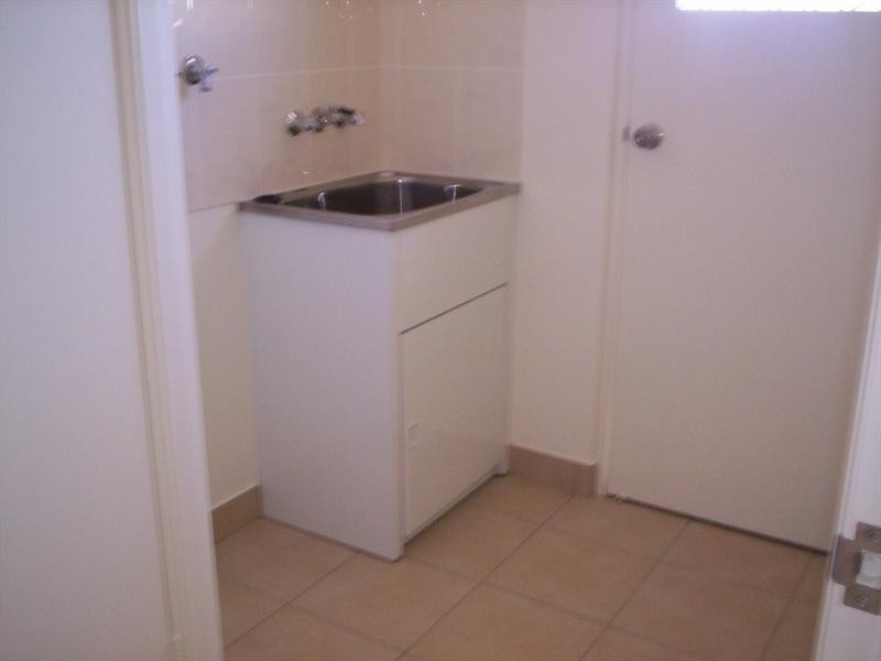 Bushland Beach QLD 4818