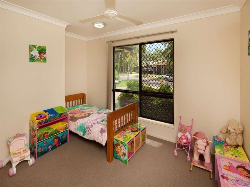 16 Balsam Street, Bushland Beach QLD 4818