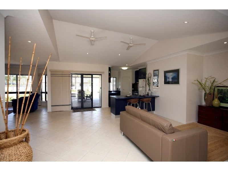 27 Tennessee Wy, Kelso QLD 4815