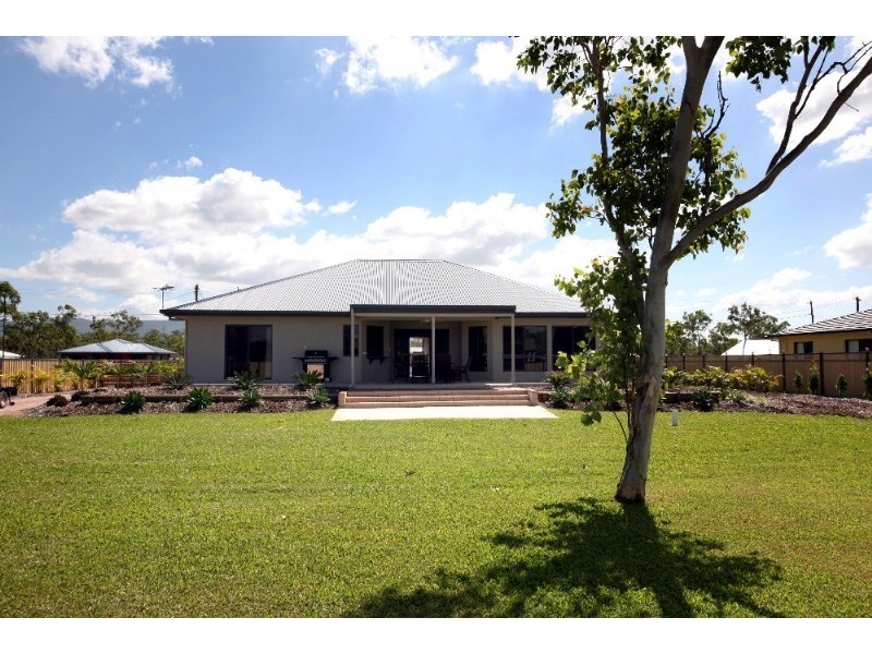 27 Tennessee Wy, Kelso QLD 4815