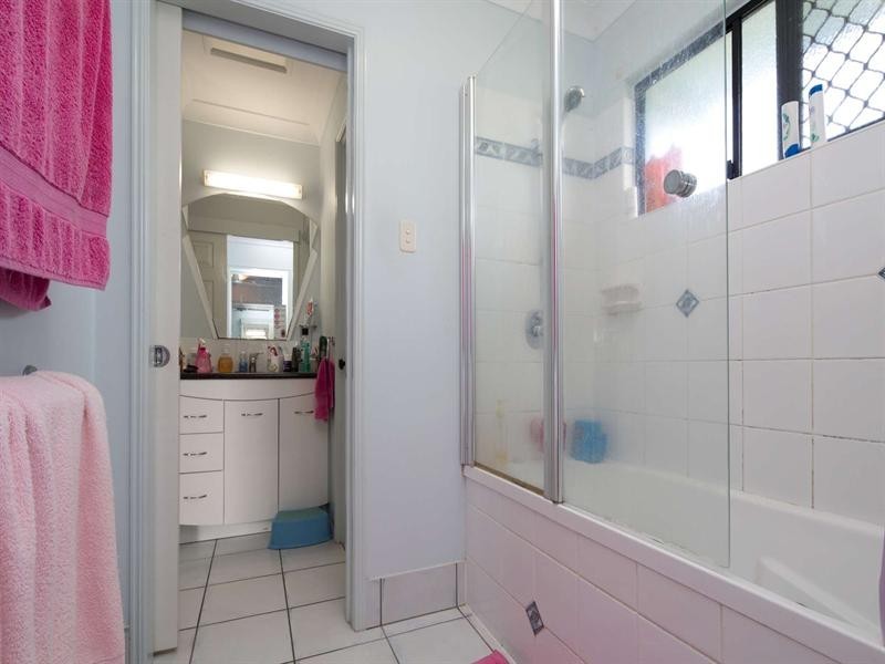 10 Concord Crescent, Kirwan QLD 4817