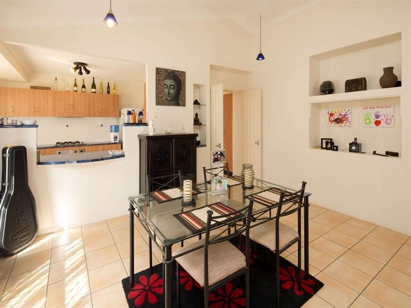 8 Senna Place, Kirwan QLD 4817