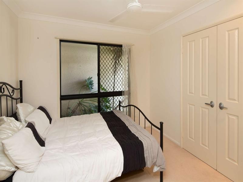 8 Senna Place, Kirwan QLD 4817