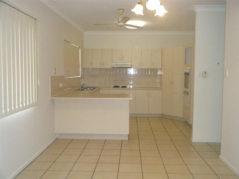 7 Alder Close, Kirwan QLD 4817