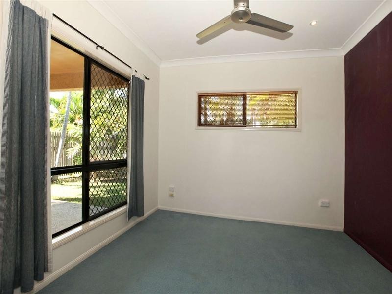 19 Woodlake Avenue, Kirwan QLD 4817