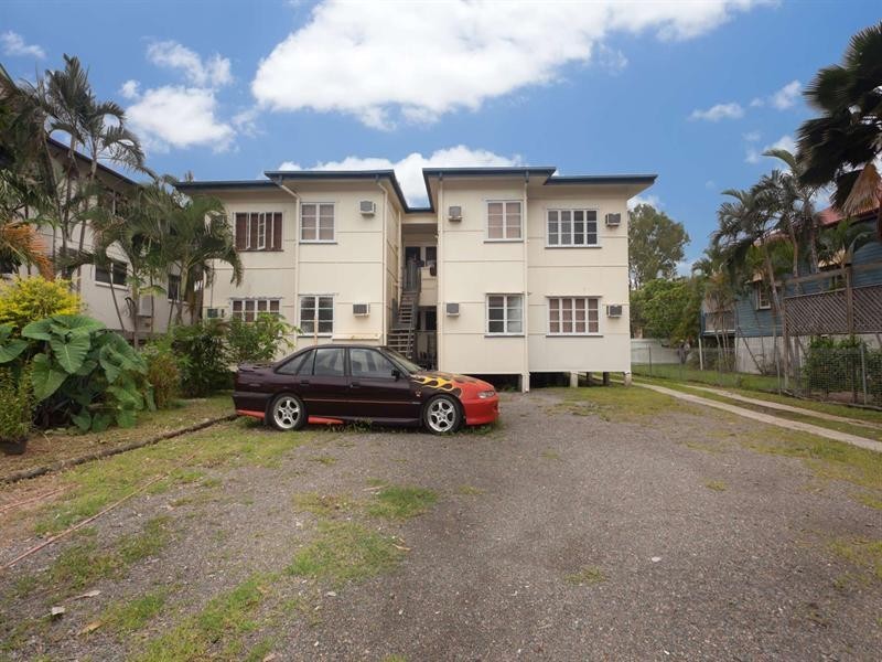 61 Cook Street, North Ward QLD 4810