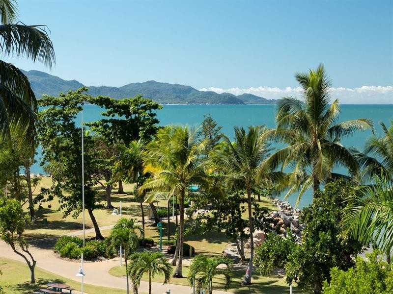 303/75 The Strand, North Ward QLD 4810