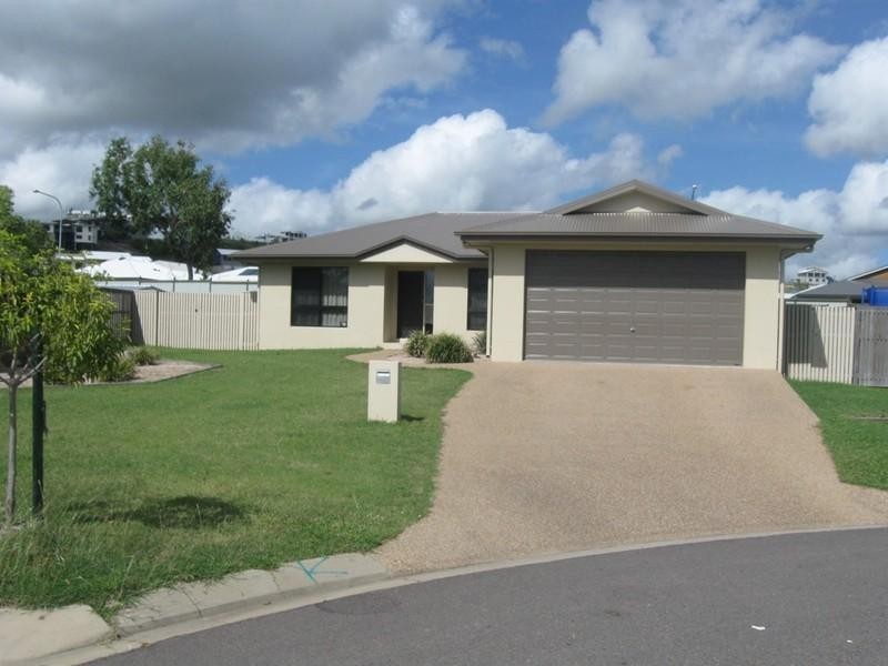 6 Henning Court, Bushland Beach QLD 4818