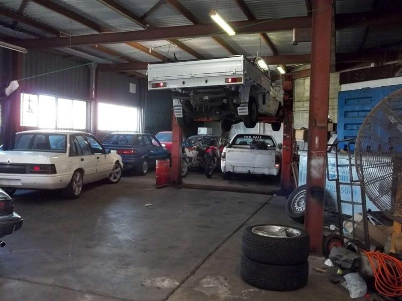 Suedes Motor Co., Townsville City QLD 4810