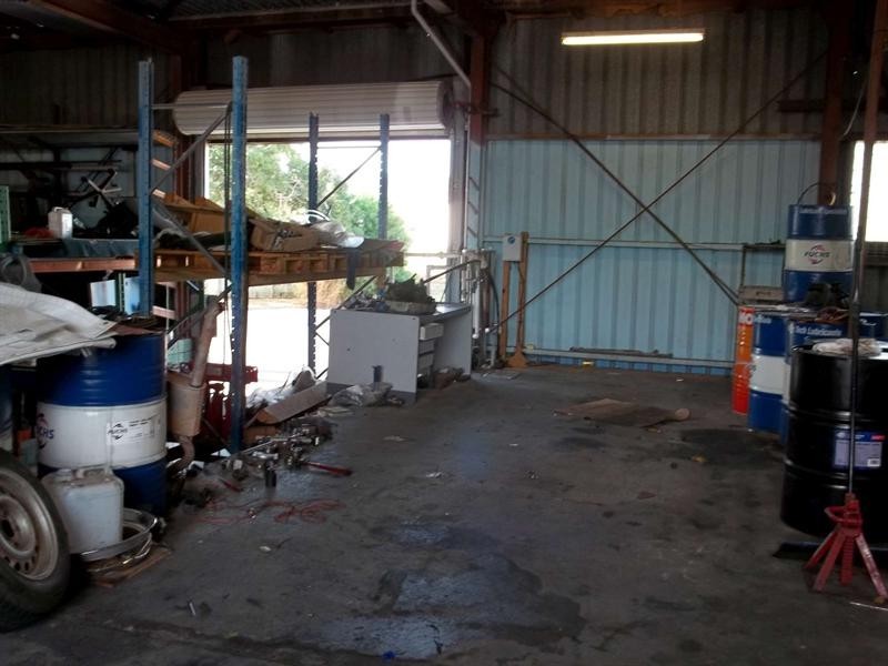 Suedes Motor Co., Townsville City QLD 4810