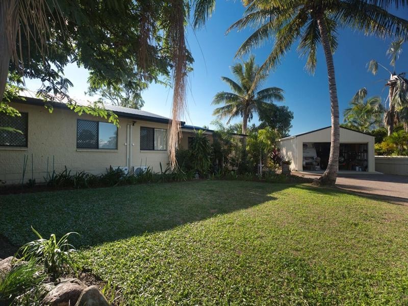 6 Linum Court, Bushland Beach QLD 4818