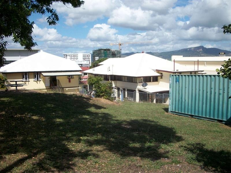 465 Sturt Street, Townsville City QLD 4810