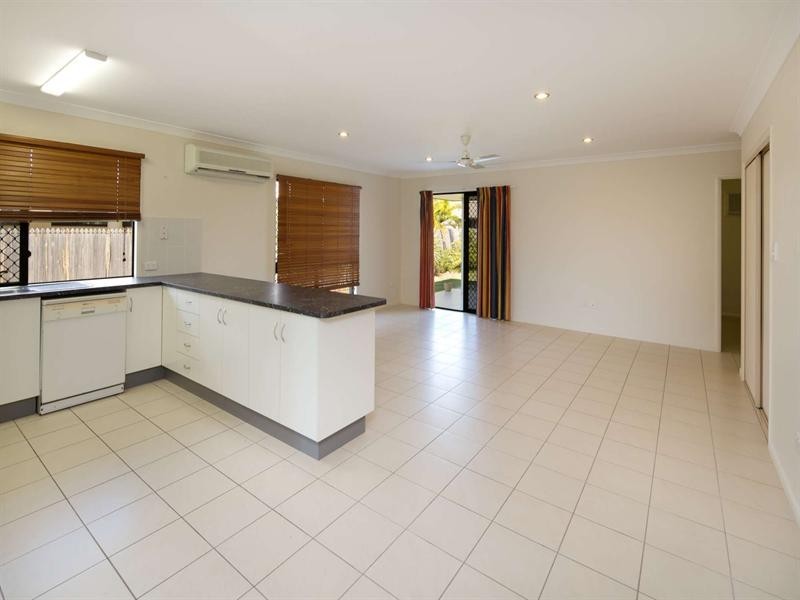 13 Chesterton Court, Kirwan QLD 4817