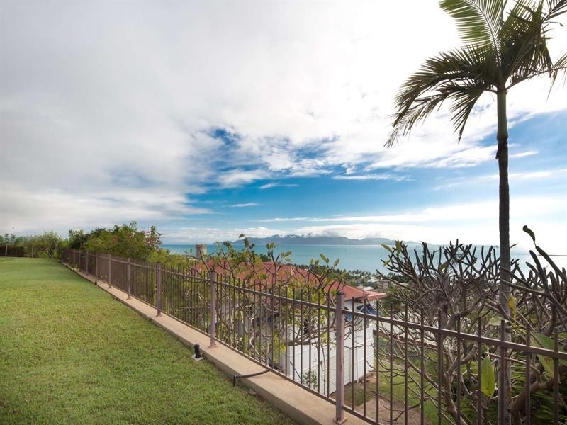 23/7 Hale Street, North Ward QLD 4810