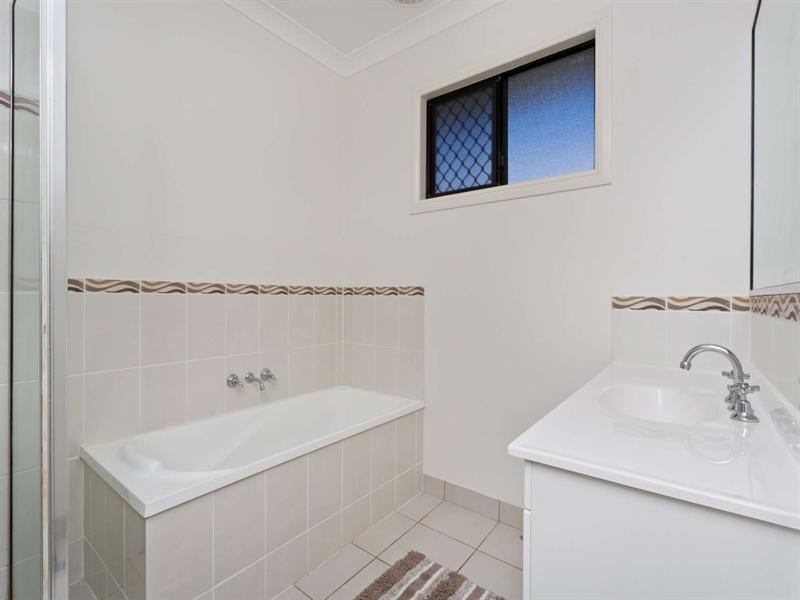 13 Thornbill Close, Kelso QLD 4815