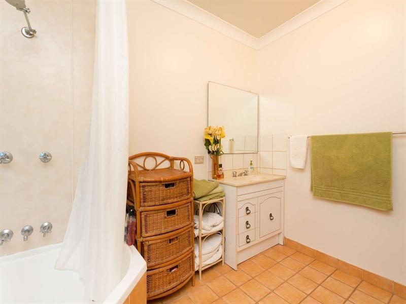 1 Humphrey Street, West End QLD 4810