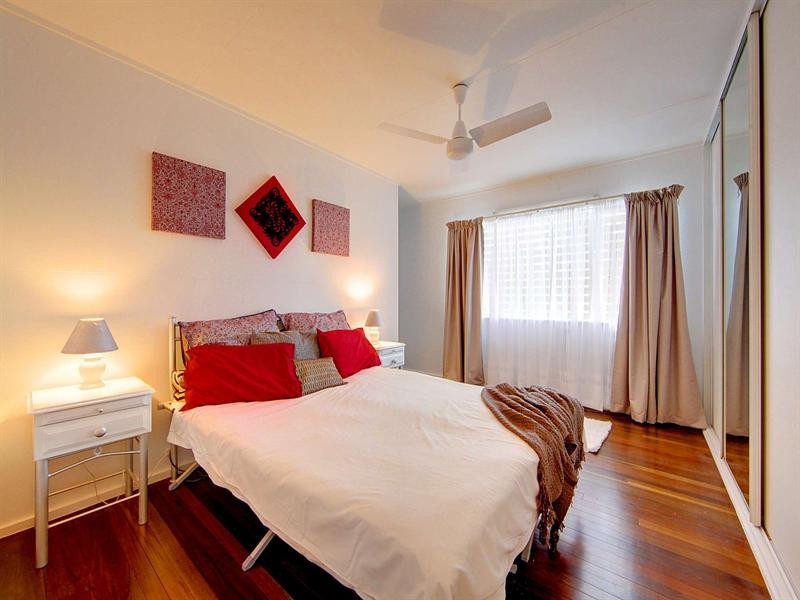 17 Banksia Street, Kirwan QLD 4817