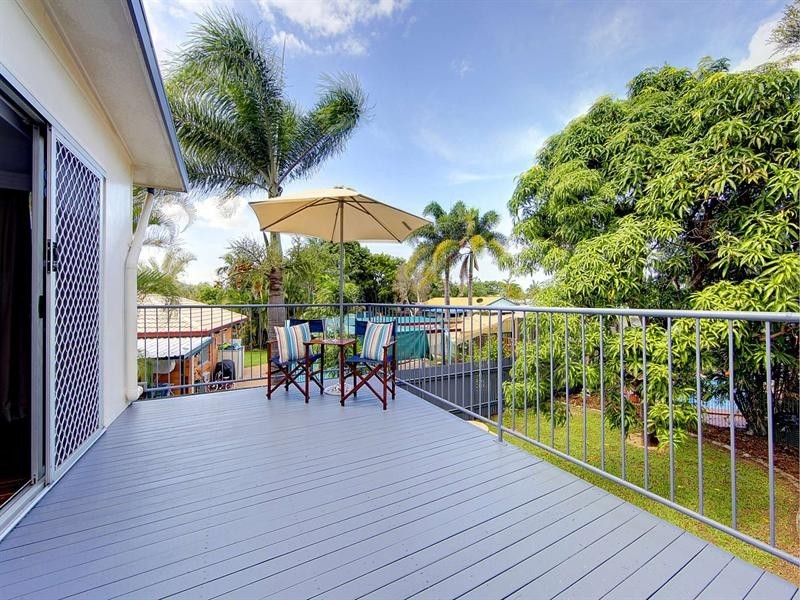 17 Banksia Street, Kirwan QLD 4817