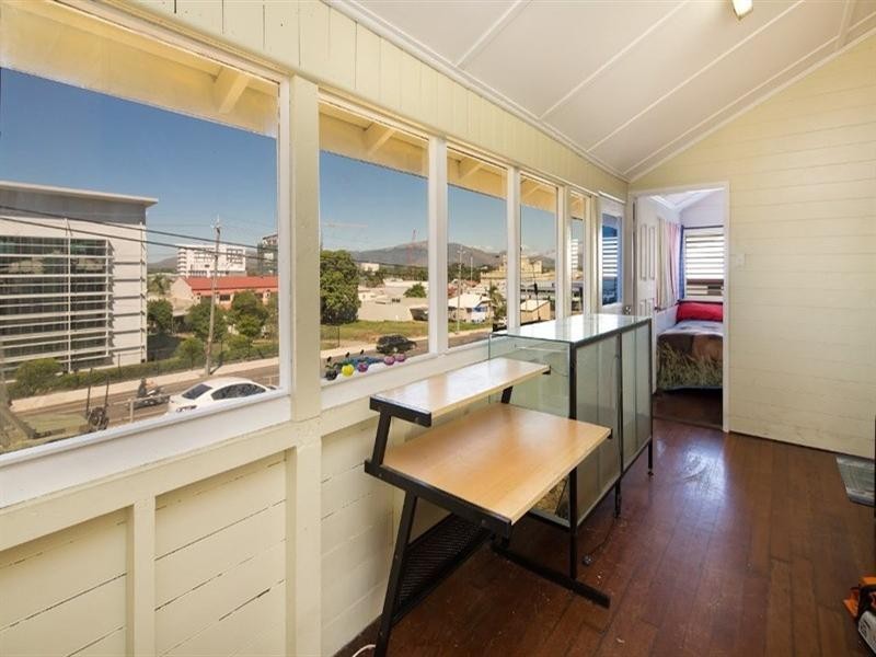465 Sturt Street, Townsville City QLD 4810