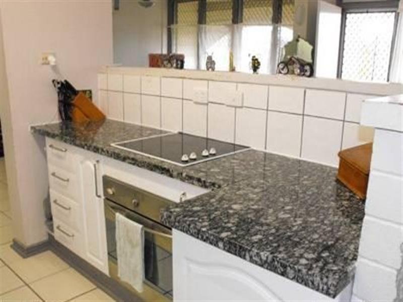 8 Haydon Crescent, Heatley QLD 4814