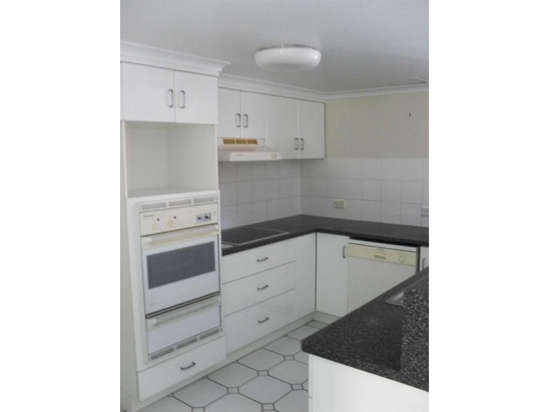 10/6 Alexandra Street, North Ward QLD 4810