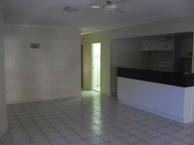 10/6 Alexandra Street, North Ward QLD 4810