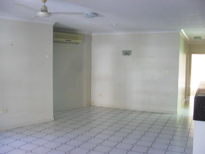 10/6 Alexandra Street, North Ward QLD 4810