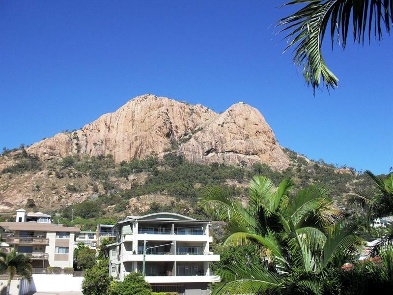 10/6 Alexandra Street, North Ward QLD 4810