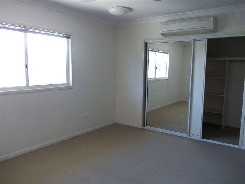 4/11 Watson Street, Rosslea QLD 4812