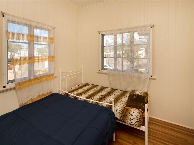 139 Ross River Road, Mundingburra QLD 4812