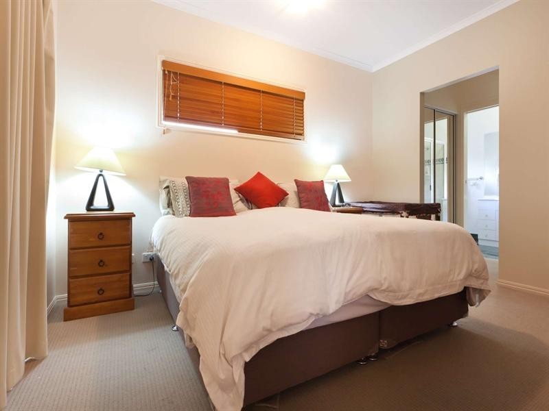 16/2 New England Court, Douglas QLD 4814