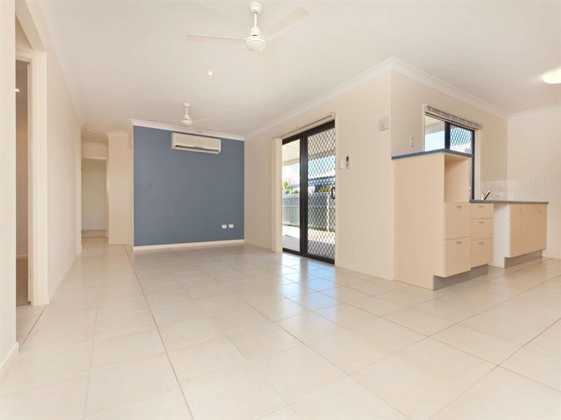 3 Beaconsfield Avenue, Kirwan QLD 4817