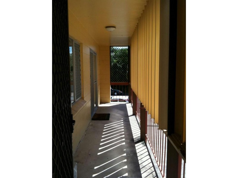 1/12 The Avenue, Hermit Park QLD 4812