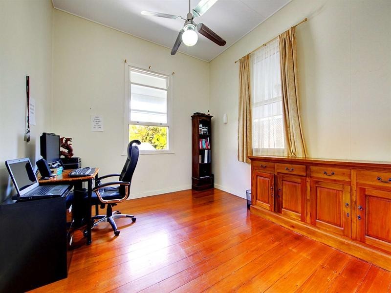 12 Haughton Street, Mundingburra QLD 4812